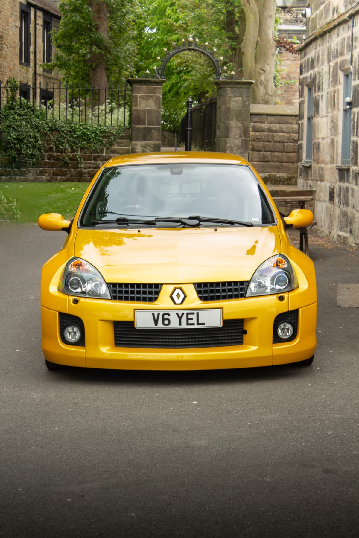 Clio V6